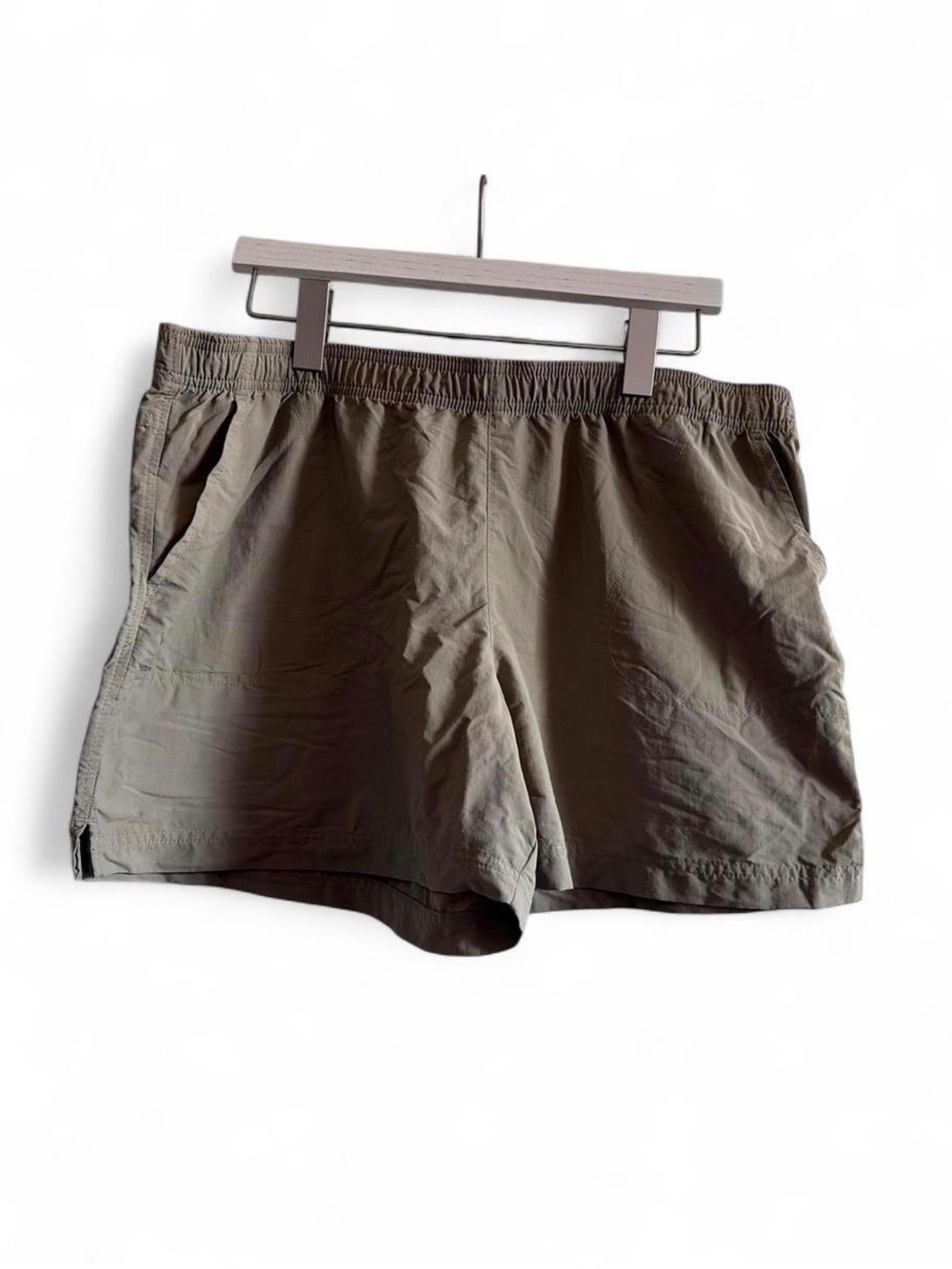 Columbia Women's Khaki Athletic Hiking Shorts